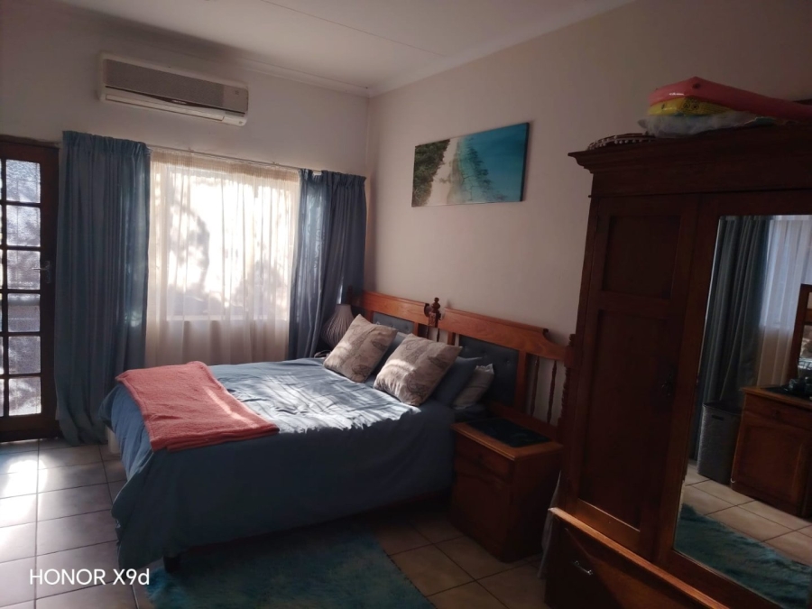 4 Bedroom Property for Sale in Dan Pienaar Free State